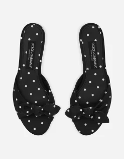 Printed satin sliders