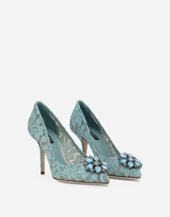 Pump in Taormina lace with crystals