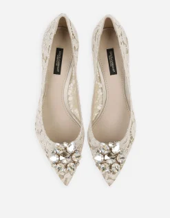 Pump in Taormina lace with crystals
