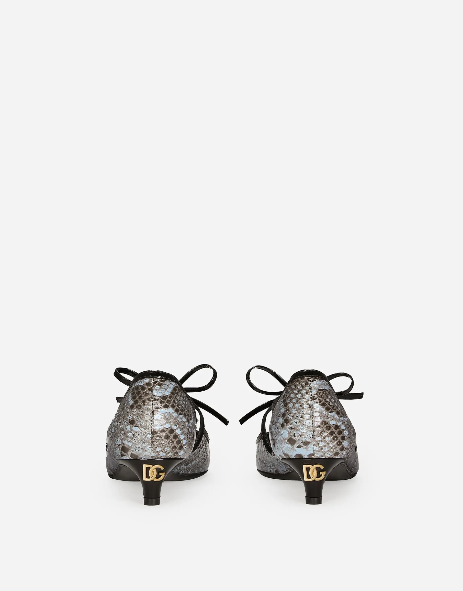 Python skin pumps