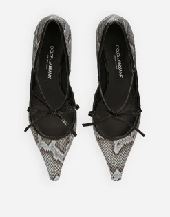Python skin pumps