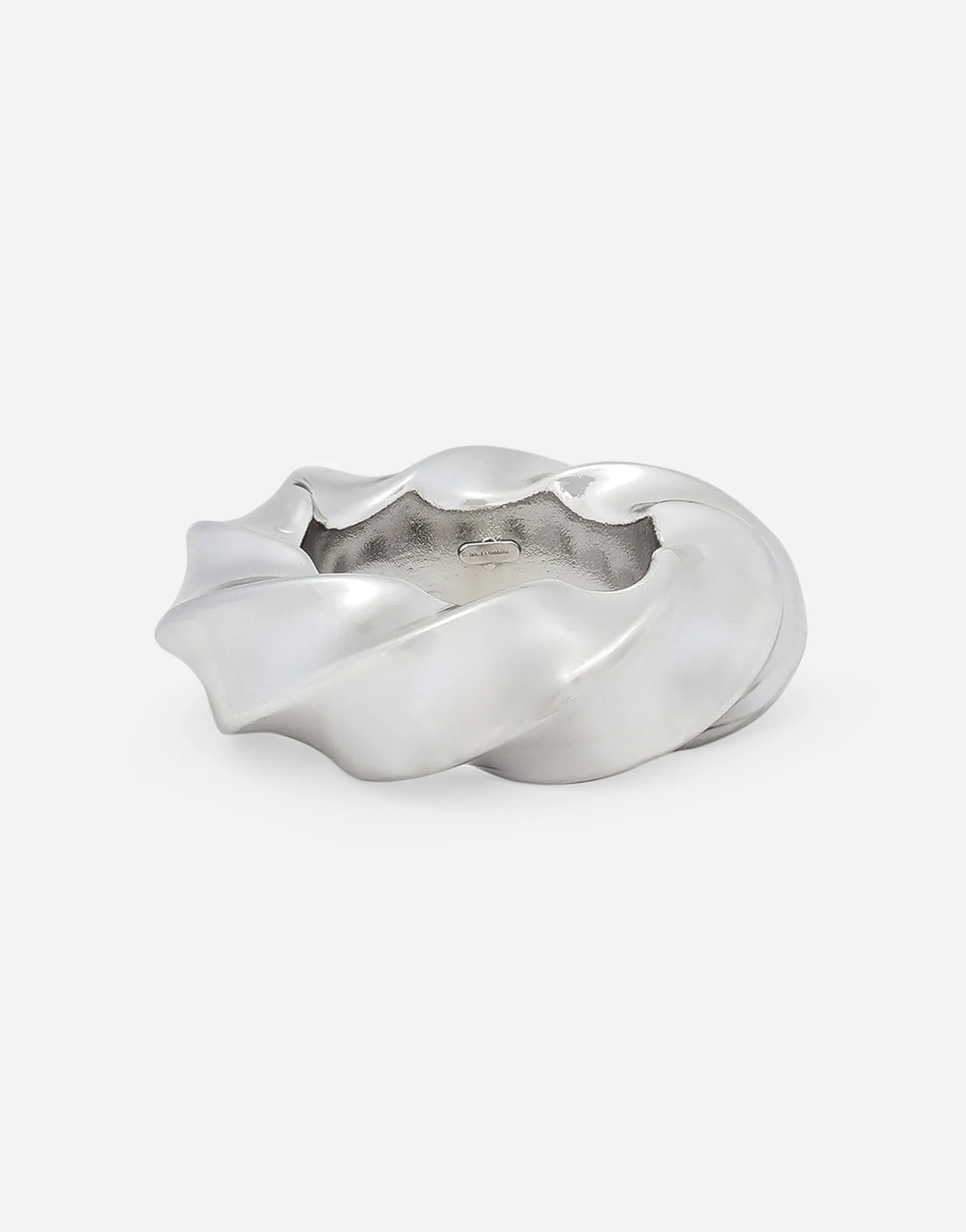 Rigid torchon bracelet