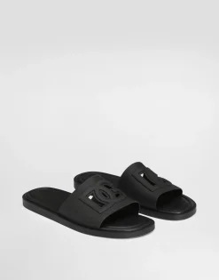 Rubber beachwear sliders
