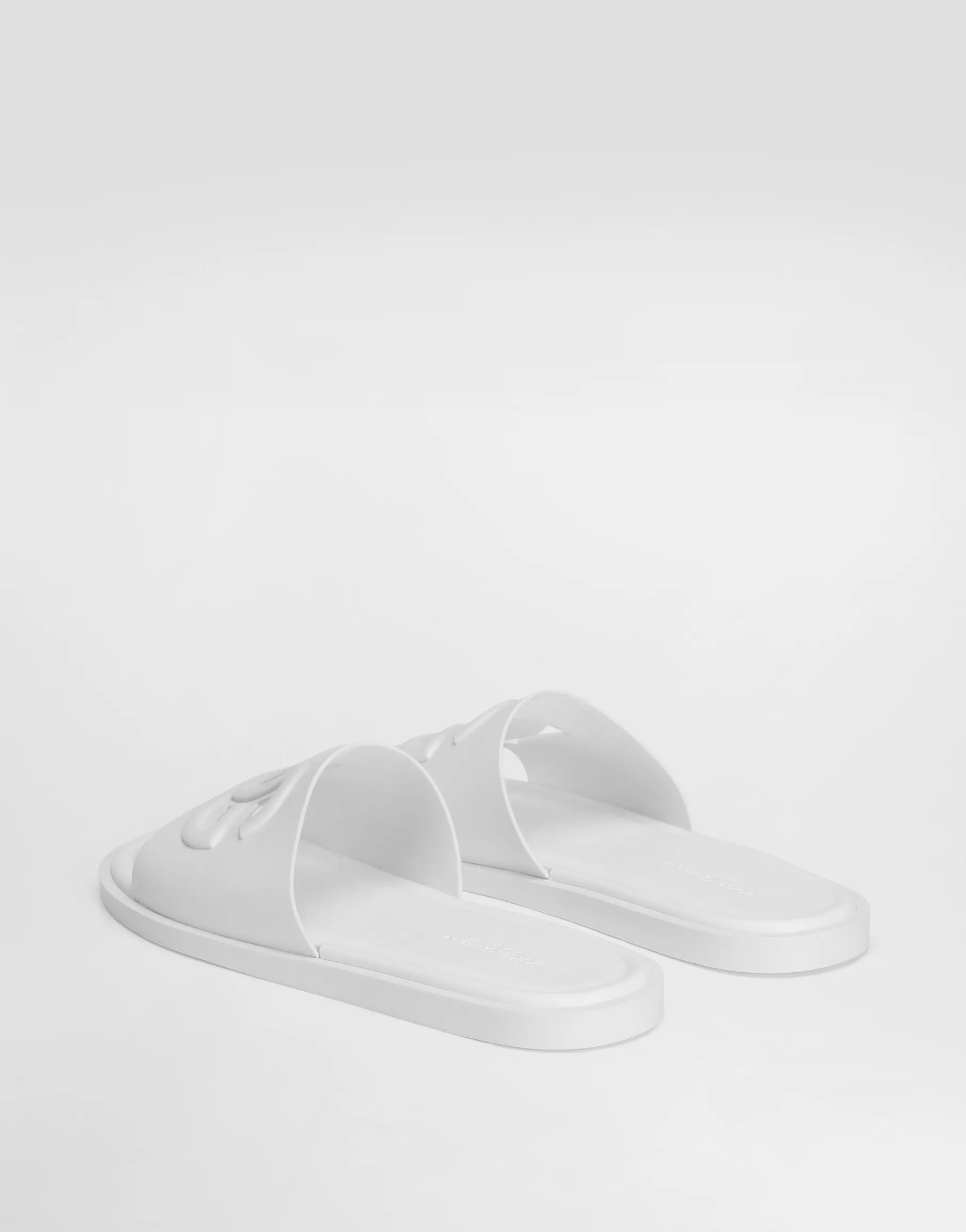 Rubber beachwear sliders