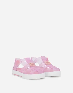 Rubber first steps sandals with DG logo