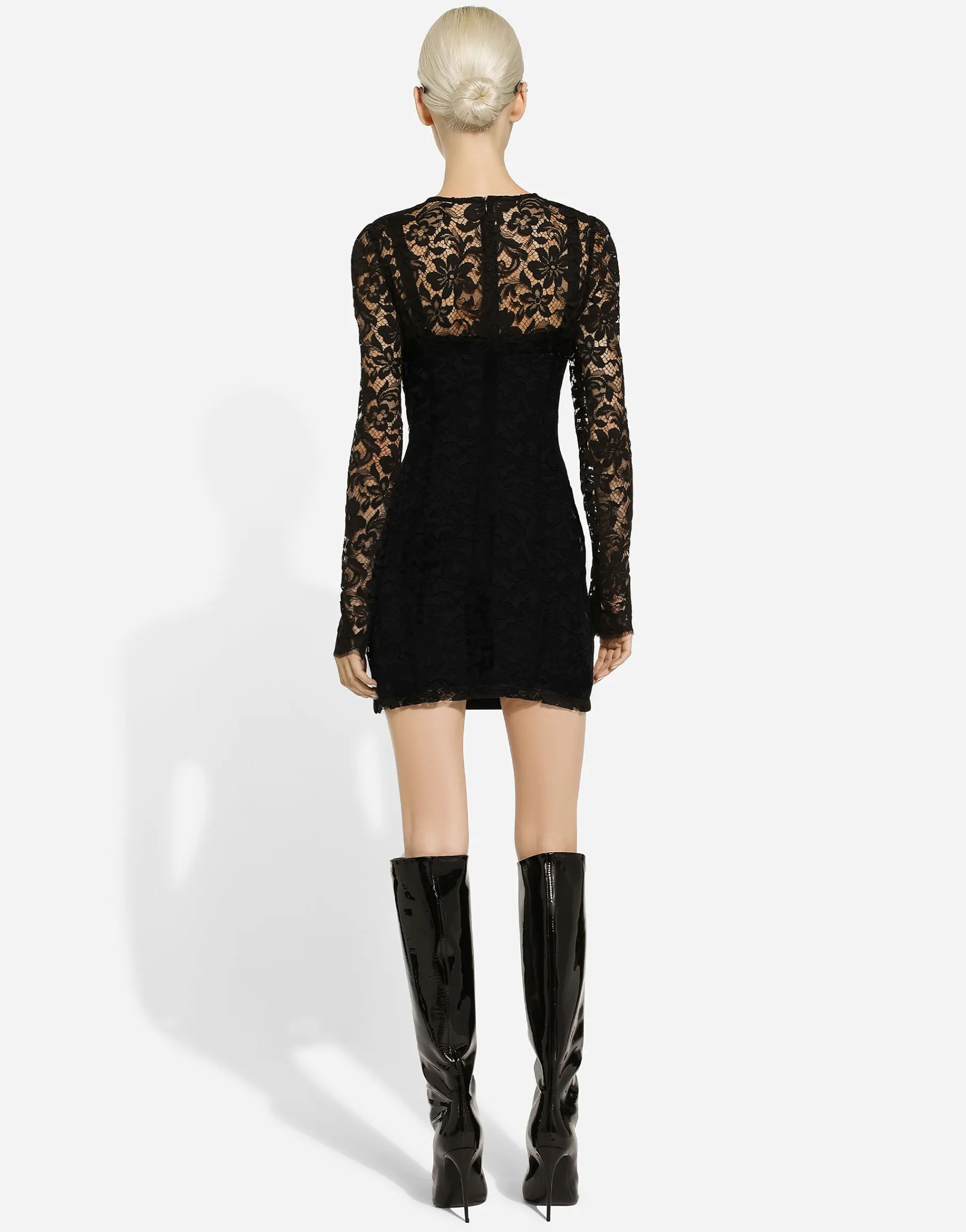 Short cordonetto lace dress with a jersey insert