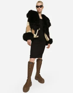 Short heavy jacket in sheepskin patchwork