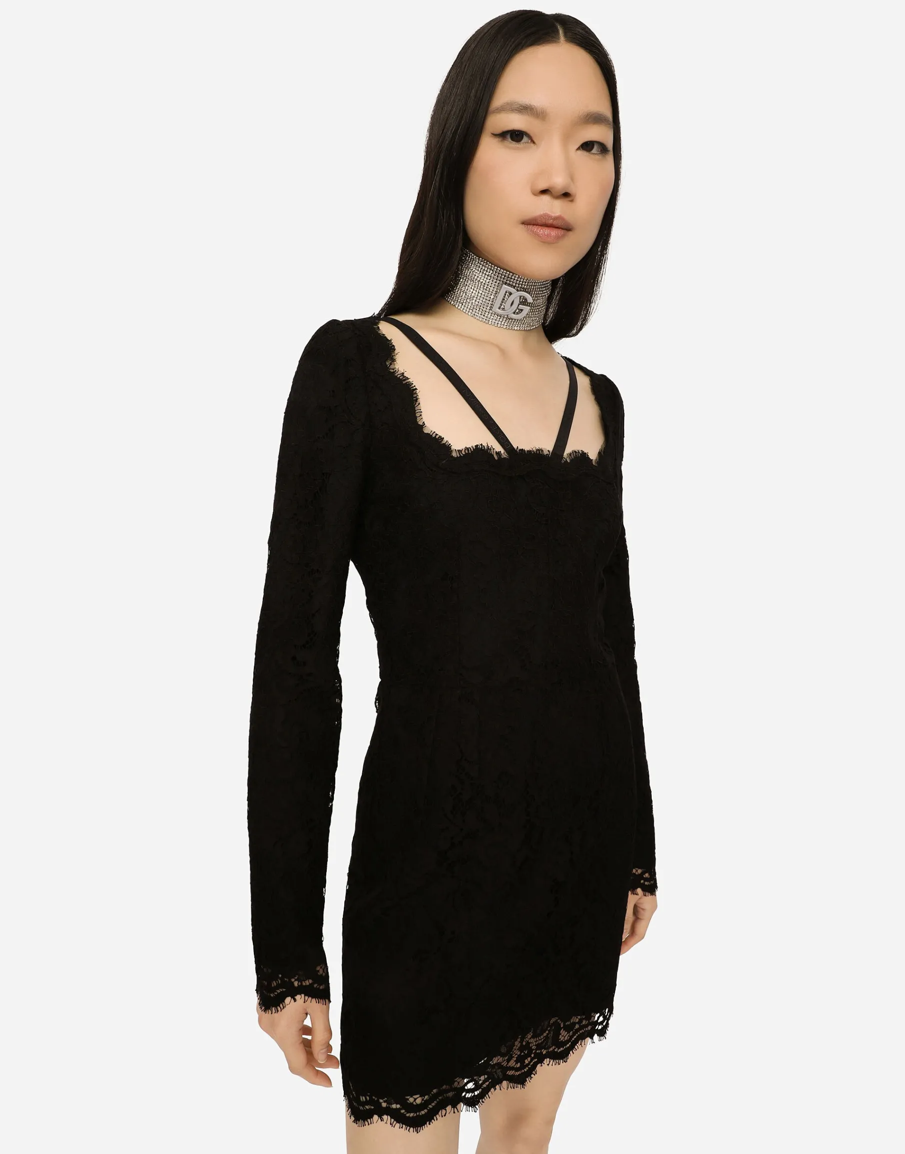 Short lace dress