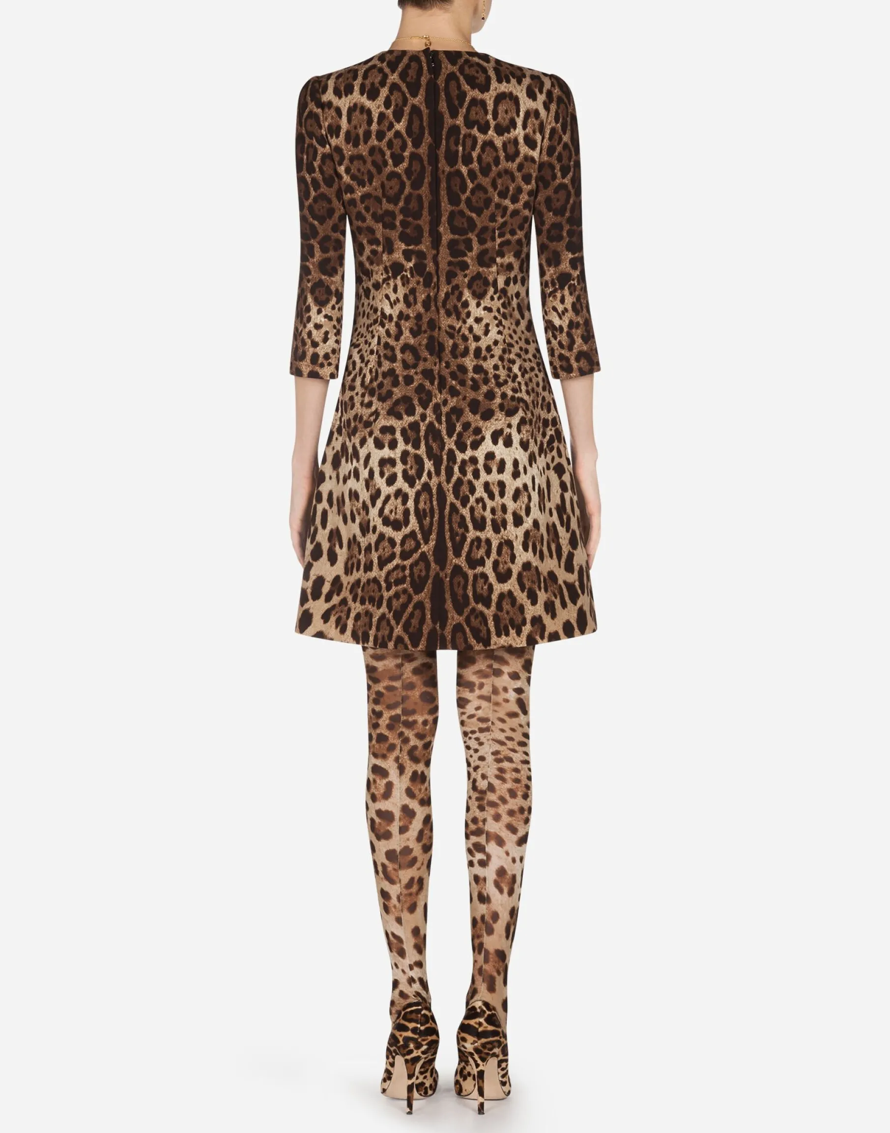 Short leopard print dress in double crêpe
