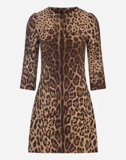 Short leopard print dress in double crêpe