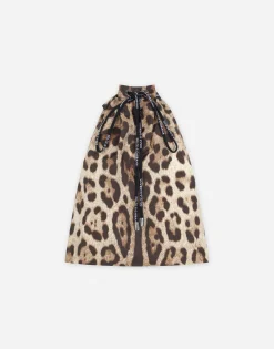 Short leopard-print swim trunks with plate