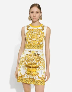 Short majolica-print brocade dress