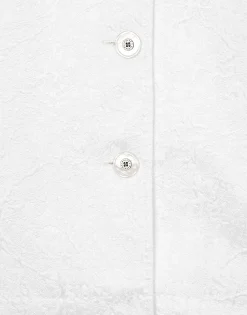 Short single-breasted brocade coat