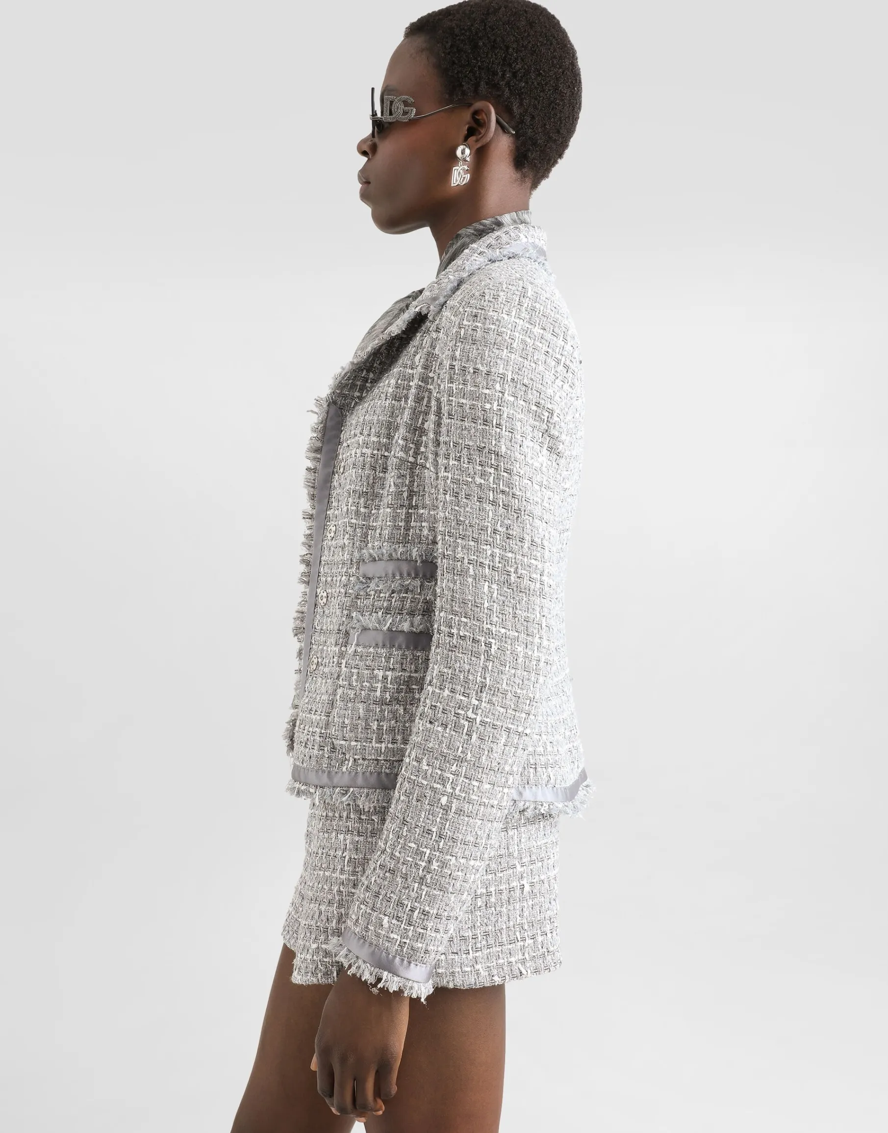 Short single-breasted lamé bouclé jacket