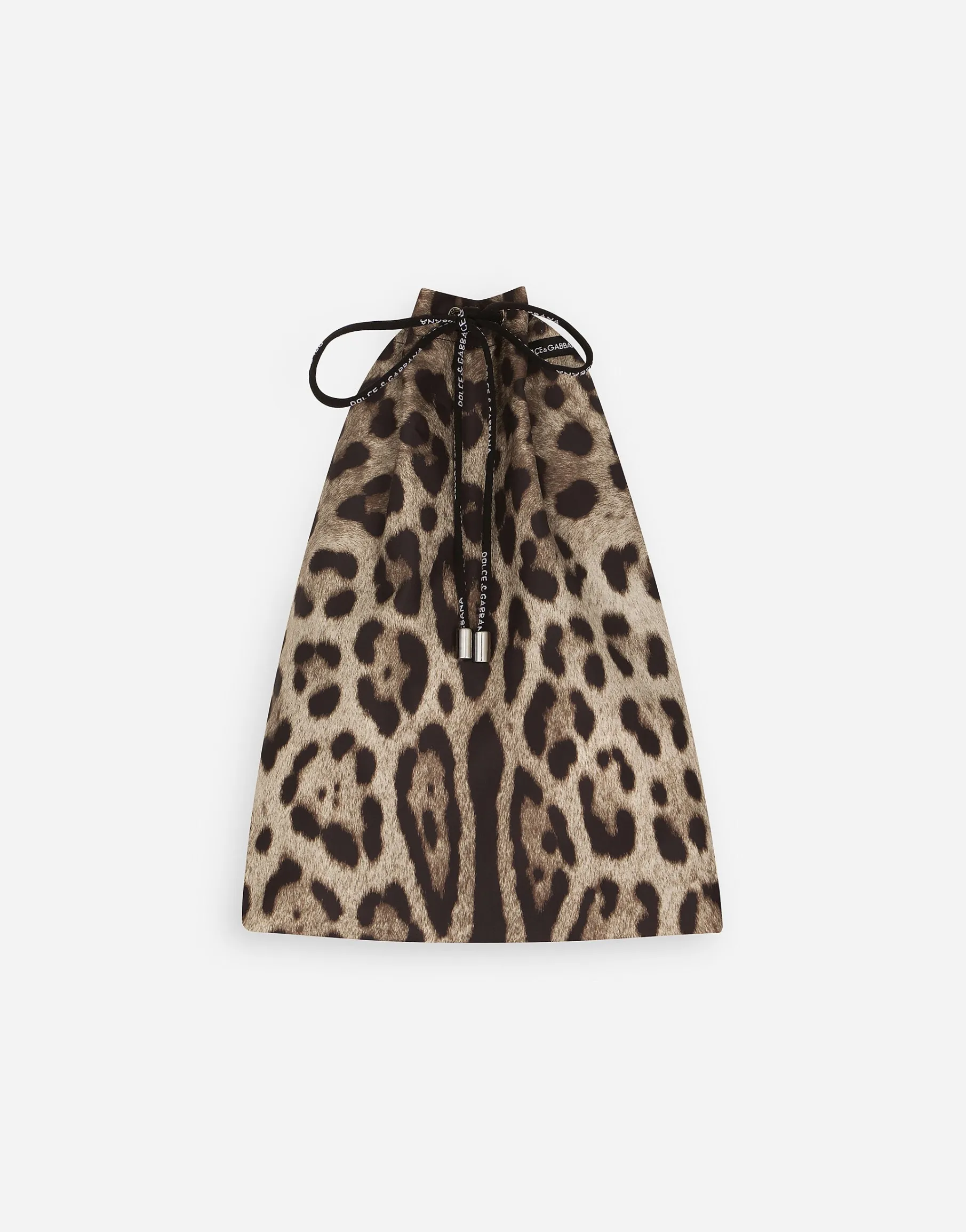 Short swim trunks with leopard print