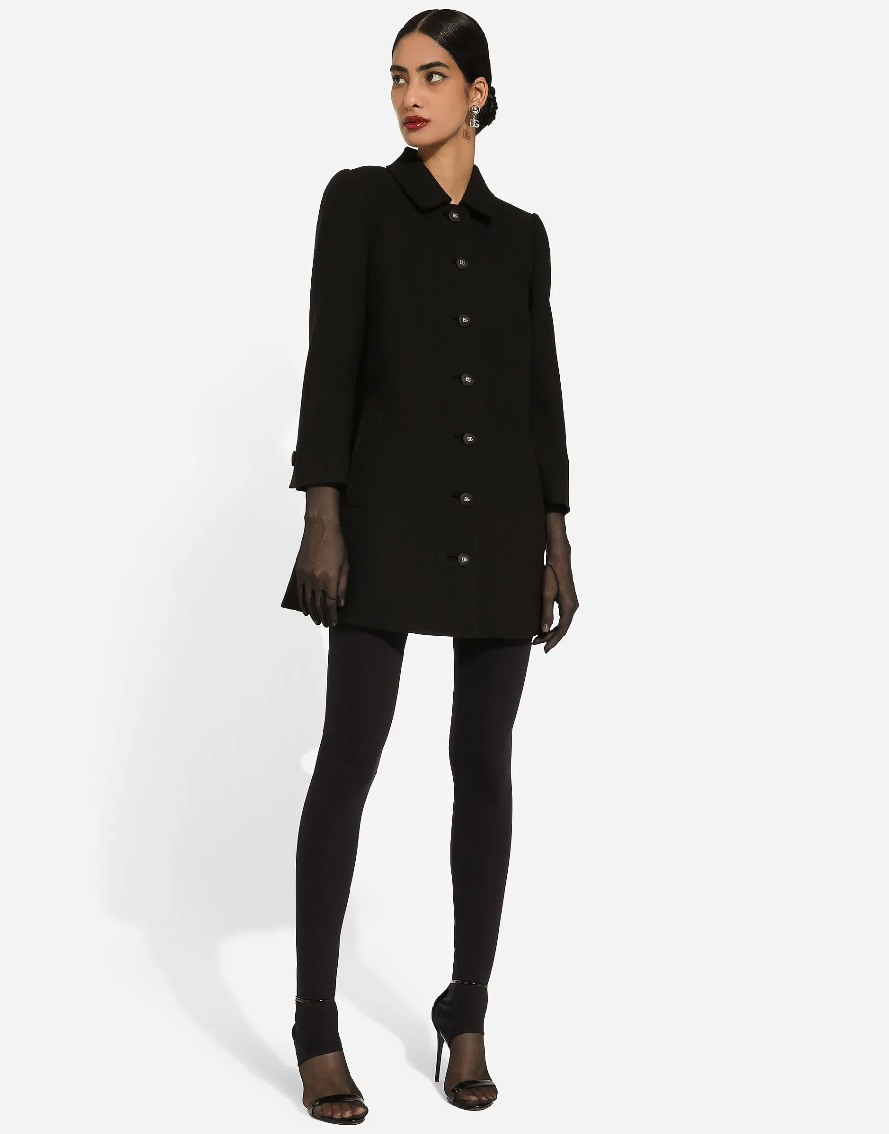 Short woolen coat