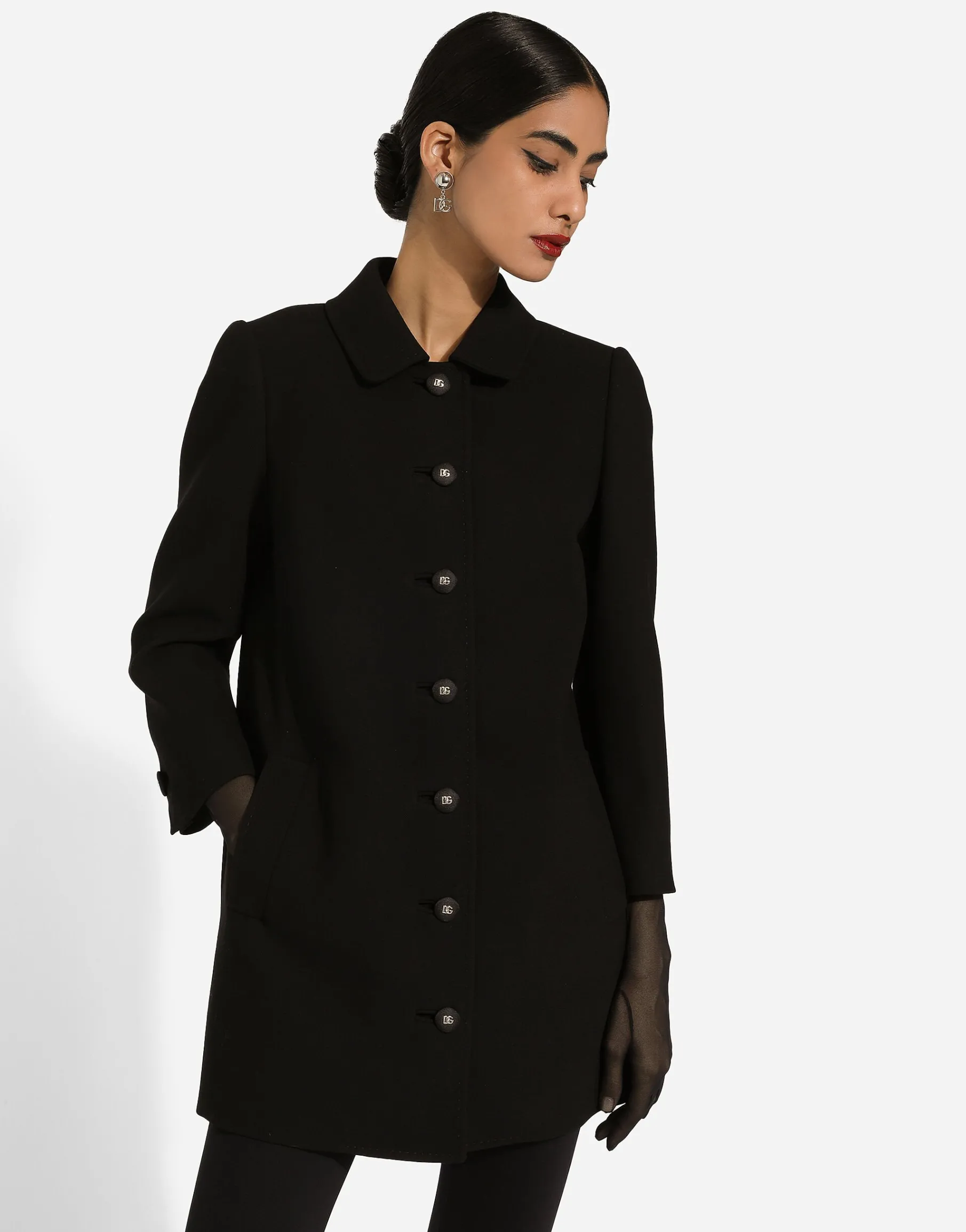 Short woolen coat