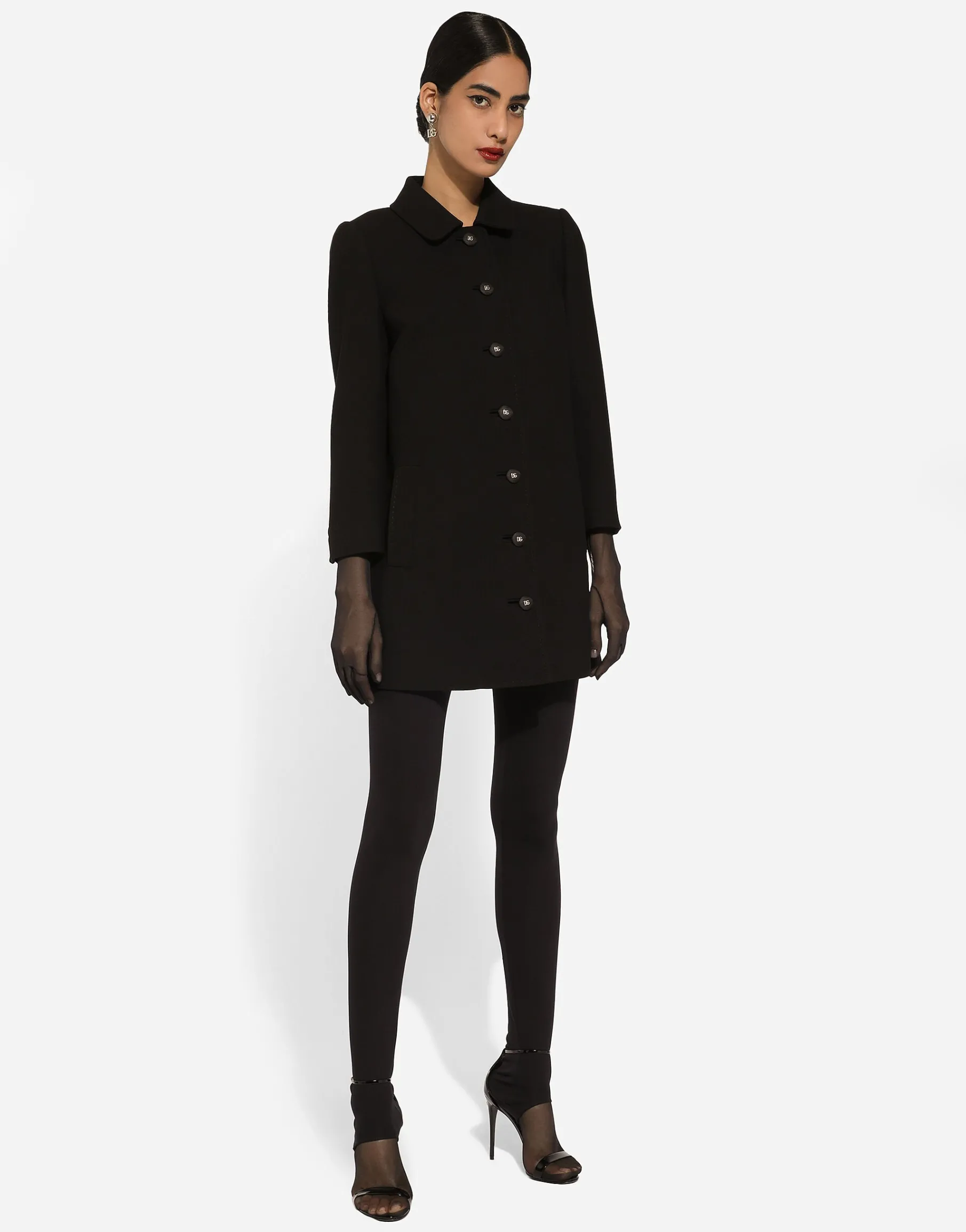 Short woolen coat