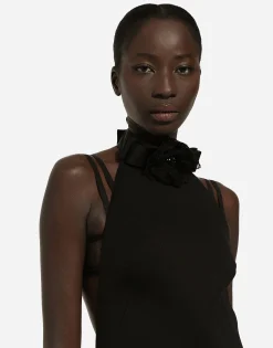 Short woolen dress with rear neckline