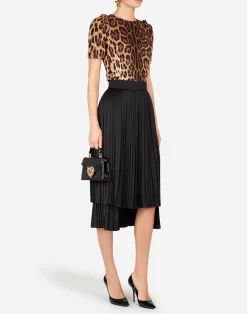 Short-sleeved leopard-print cady top