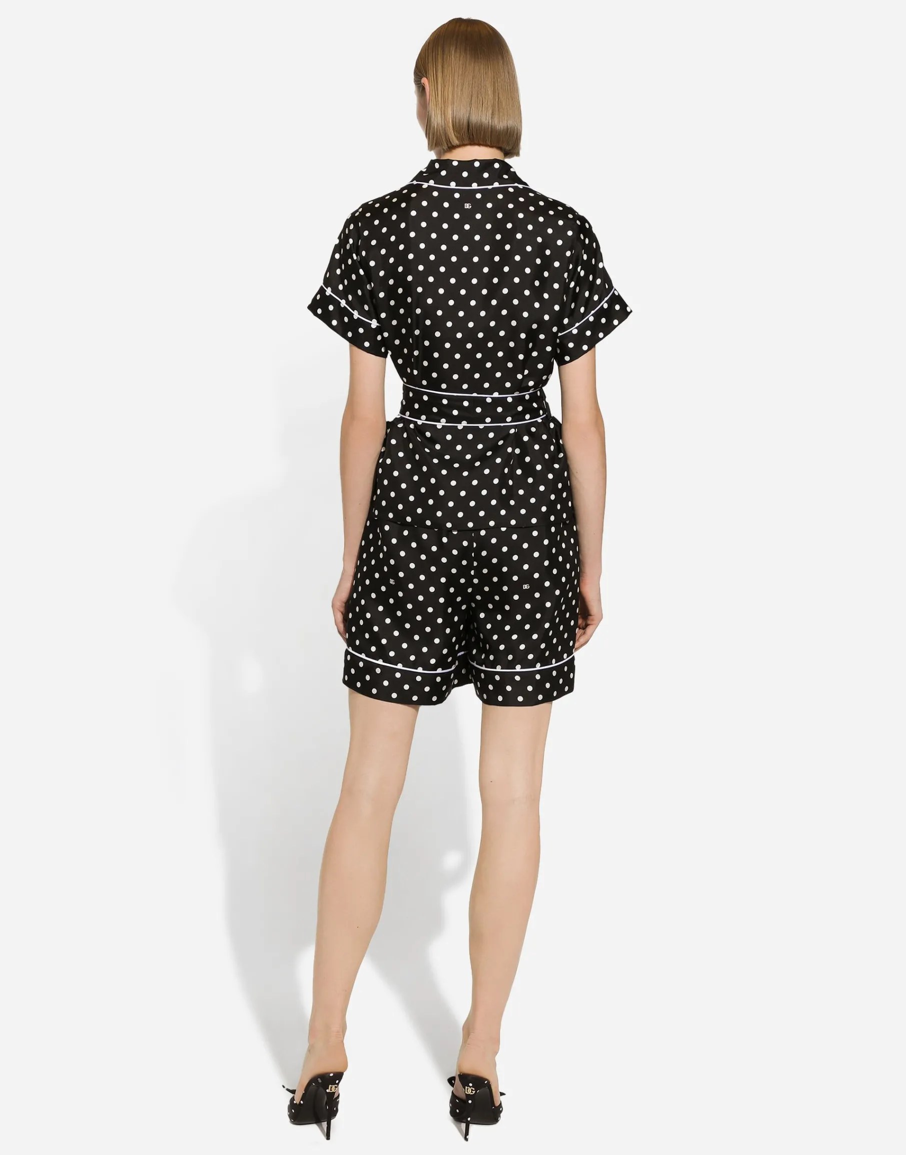 Short-sleeved silk pajama shirt with polka-dot print