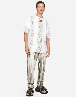 Short-sleeved T-shirt with lace inserts