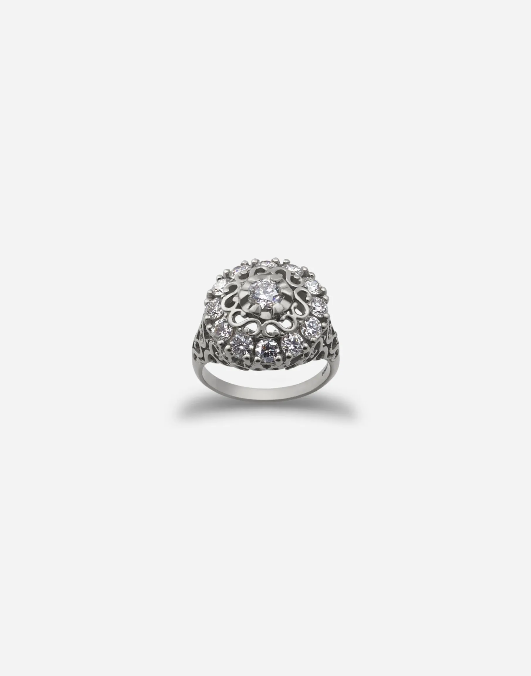 Sicily ring in white gold with diamonds