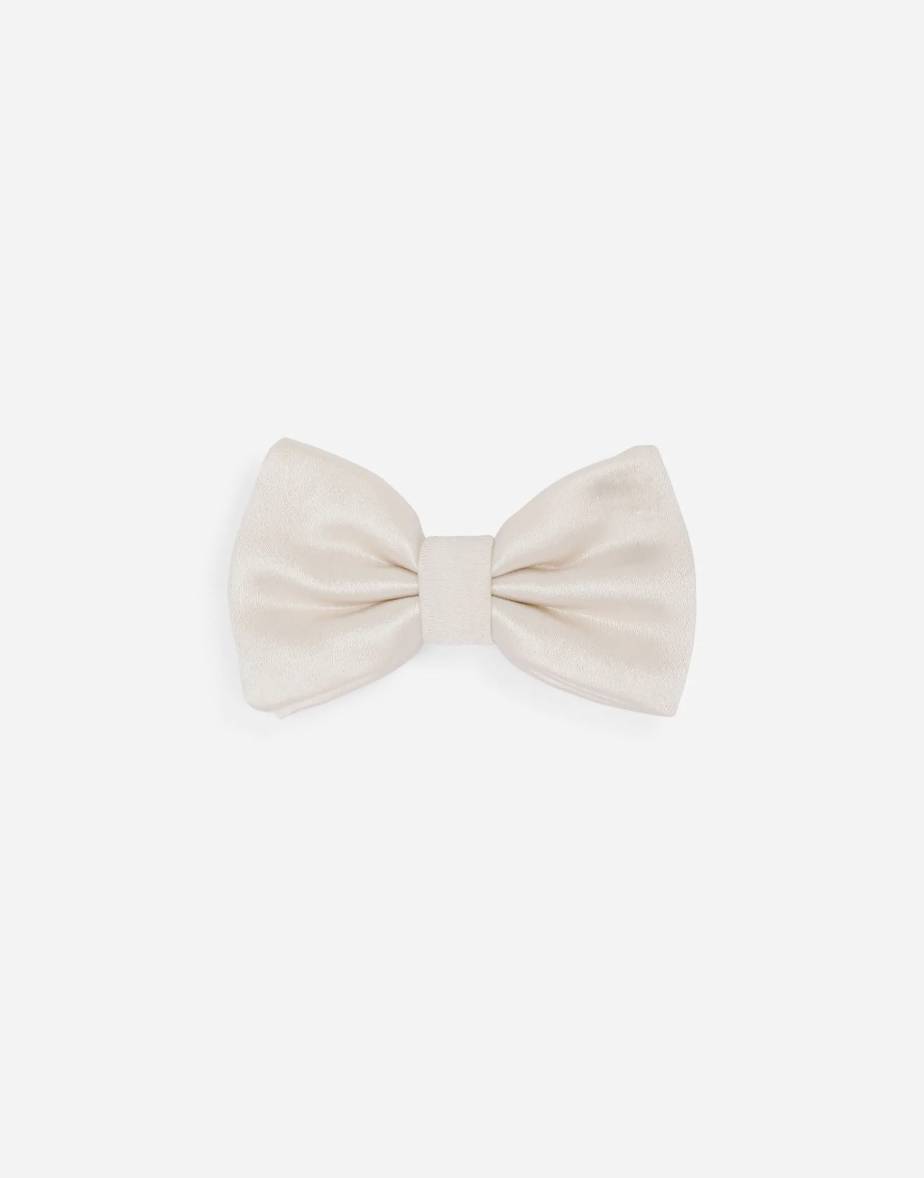 Silk duchesse bow tie