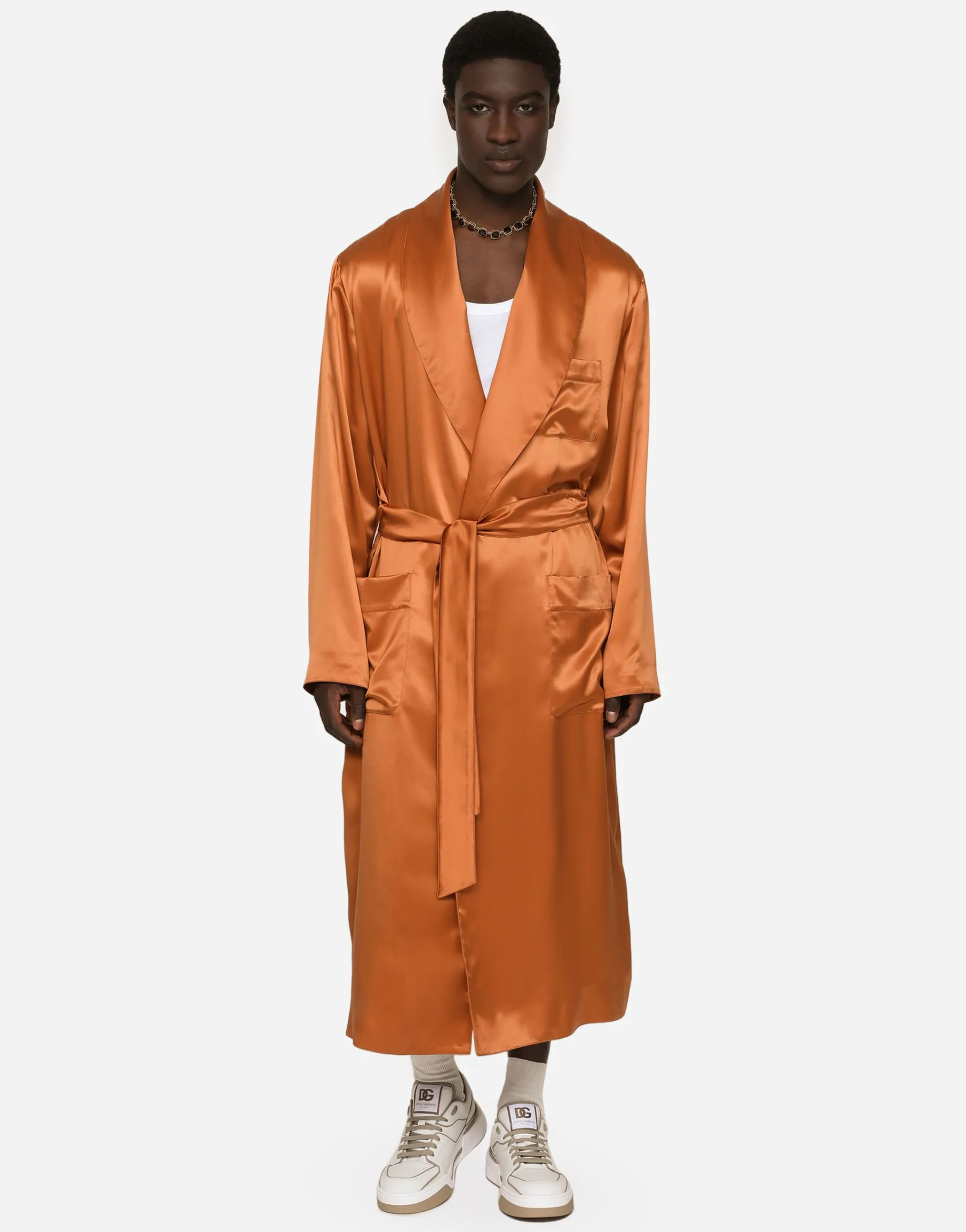 Silk satin robe with metal DG logo