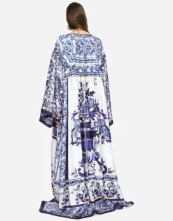 Silk twill caftan with majolica print