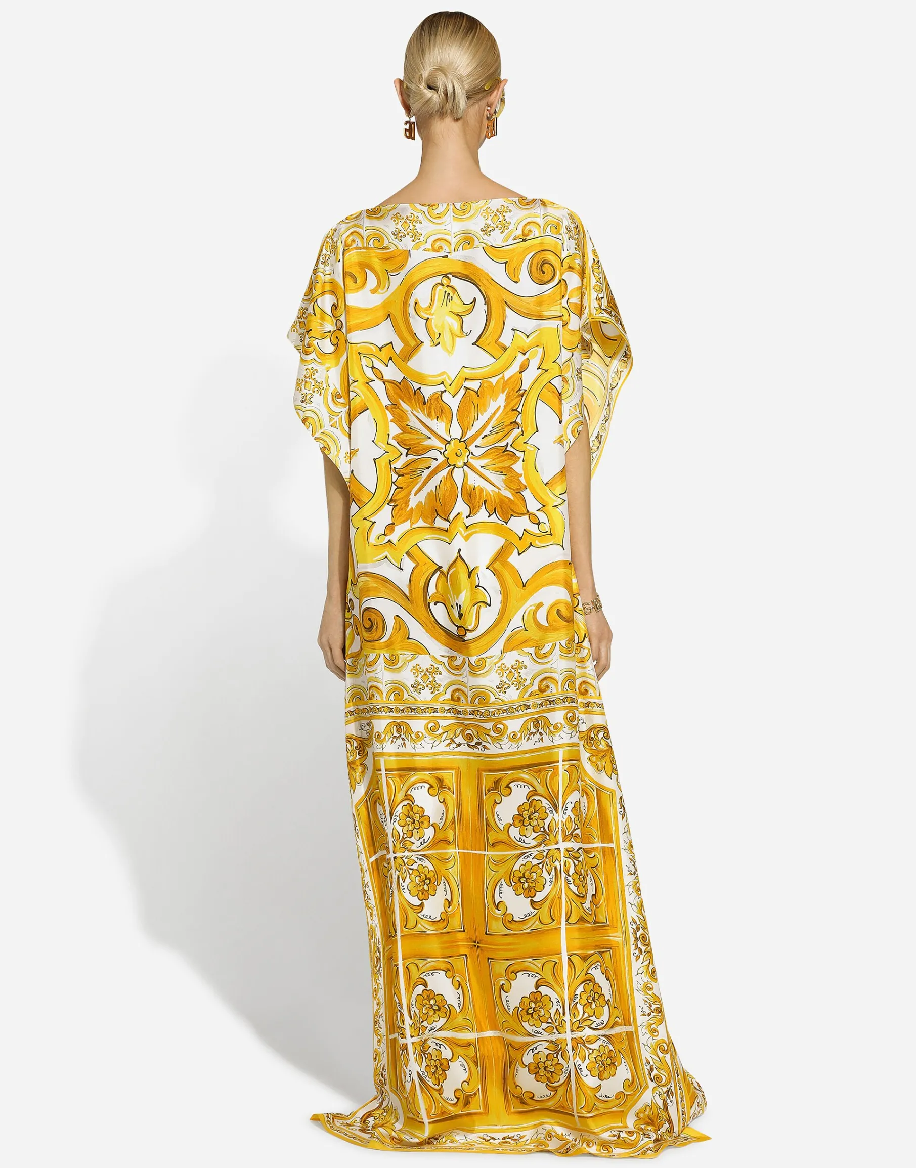 Silk twill caftan with majolica print