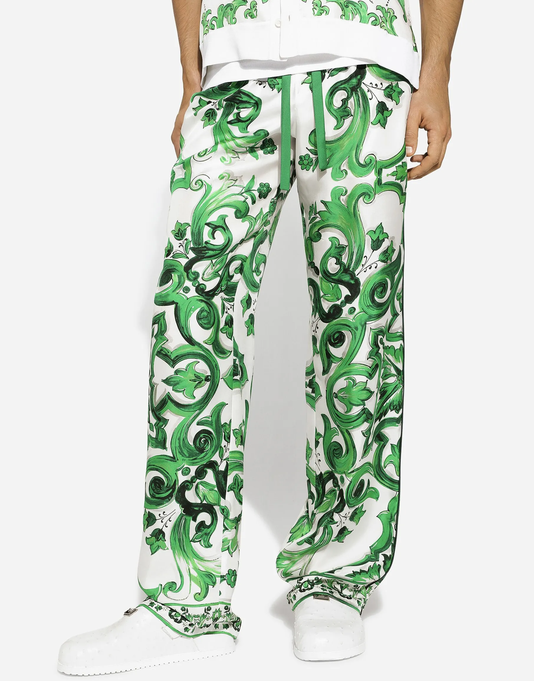Silk twill jogging pants with majolica print