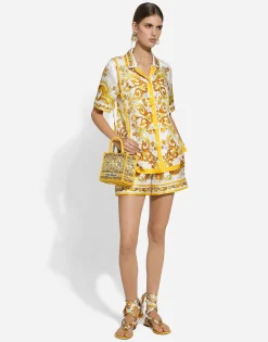 Silk twill shorts with majolica print
