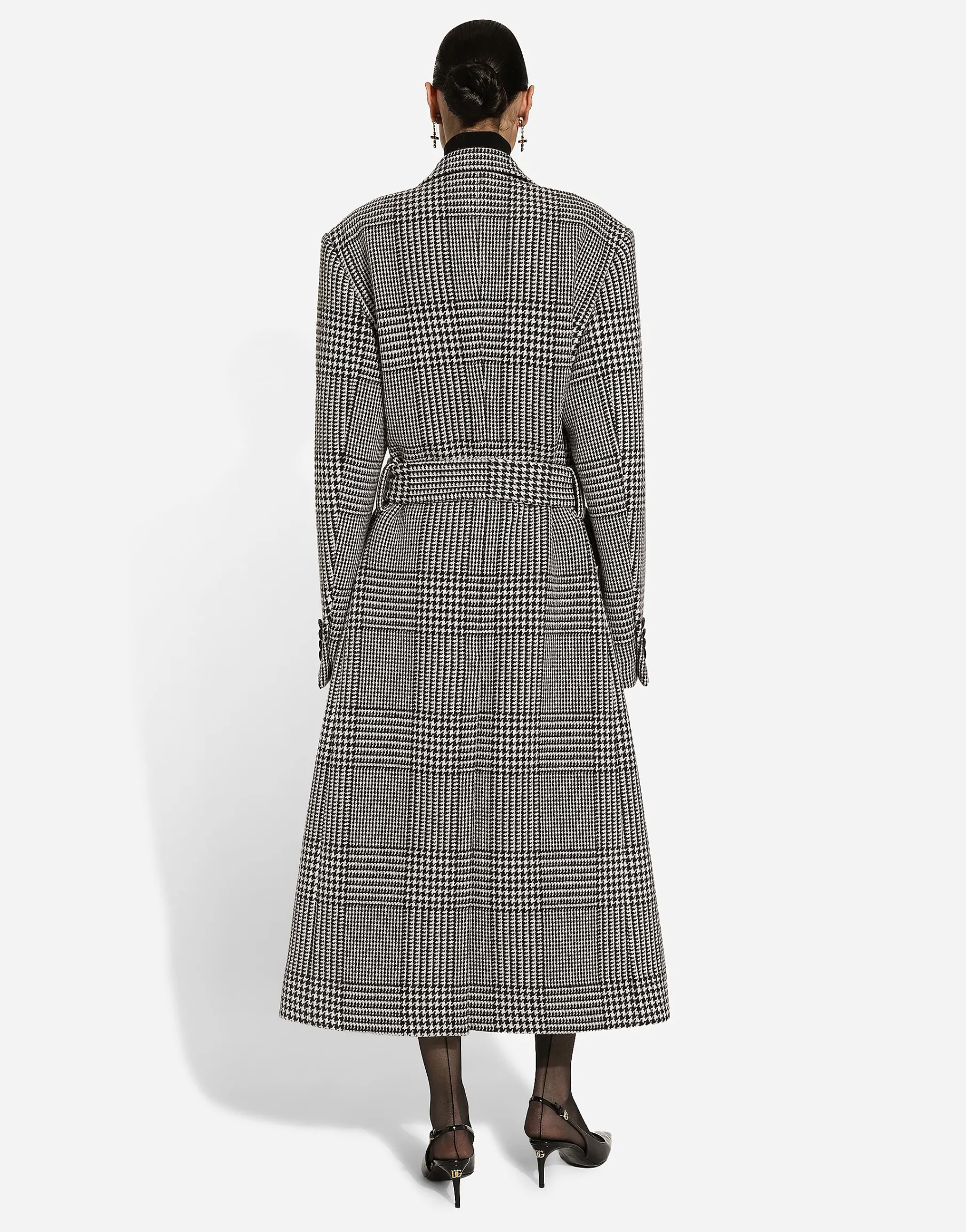 Single-breasted houndstooth check coat with belt
