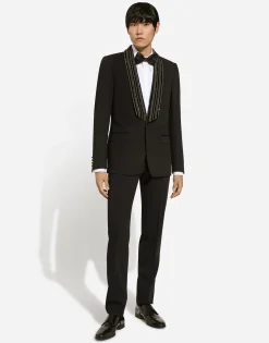 Single-breasted jacket with embroidered shawl collar