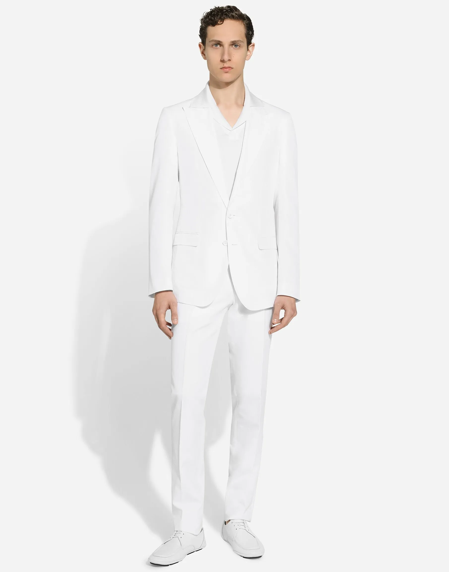 Single-breasted Taormina-fit suit