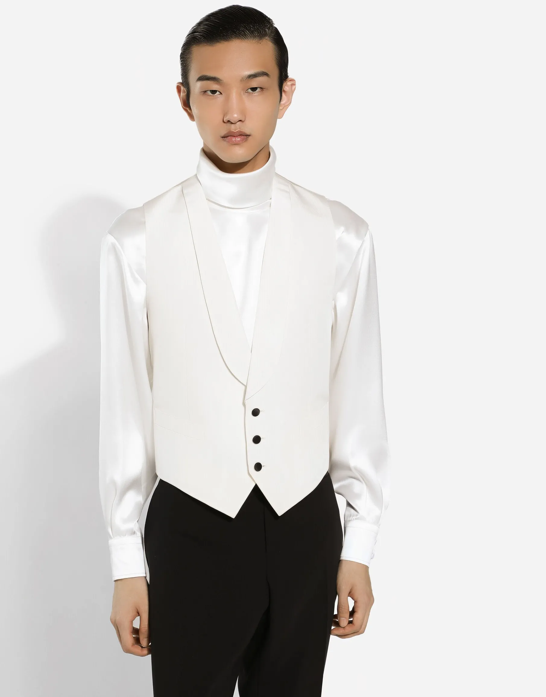 Single-breasted tuxedo suit