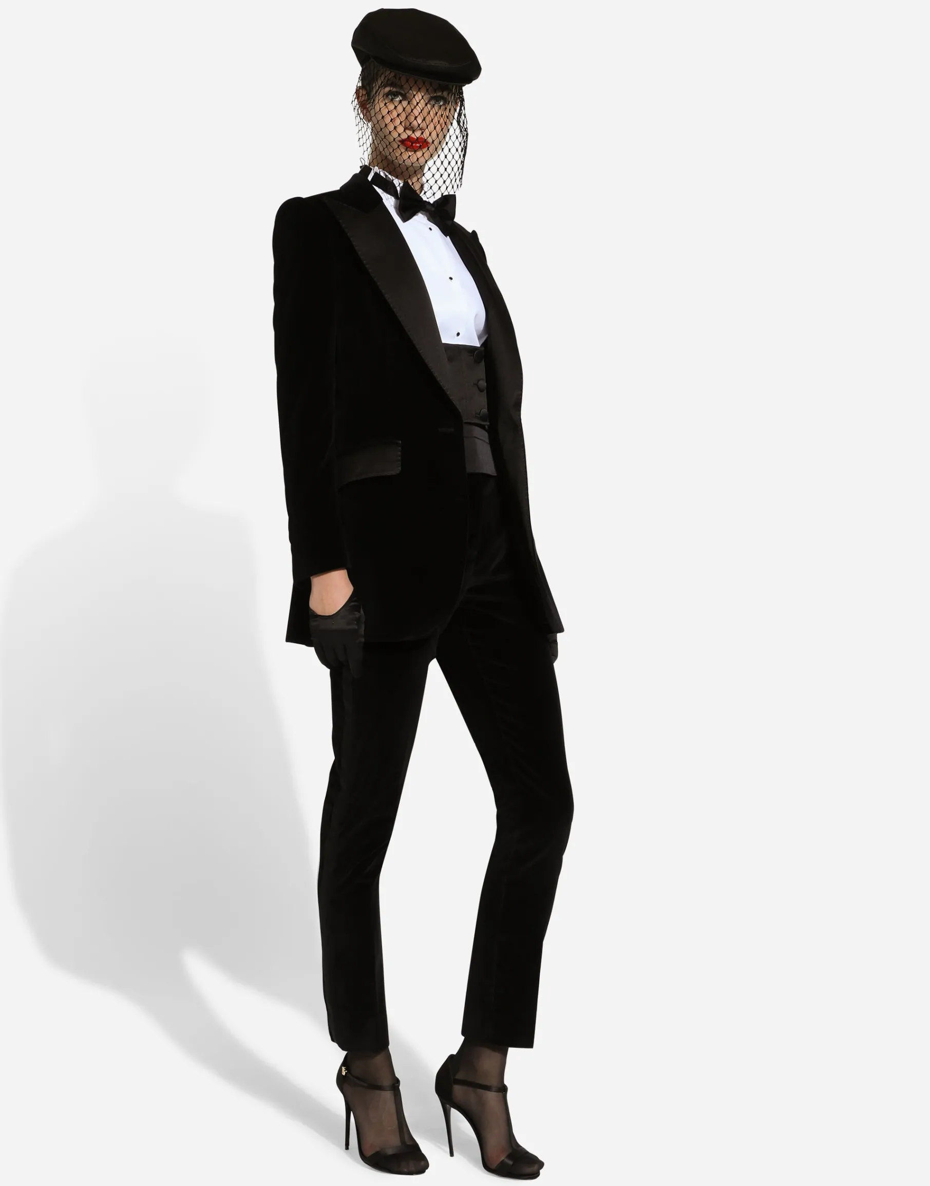 Single-breasted velvet Turlington tuxedo jacket