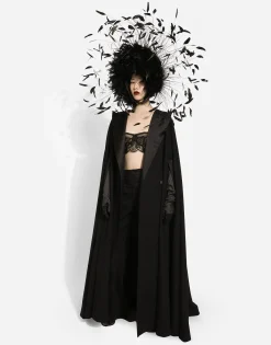 Single-breasted wool and cashmere cape