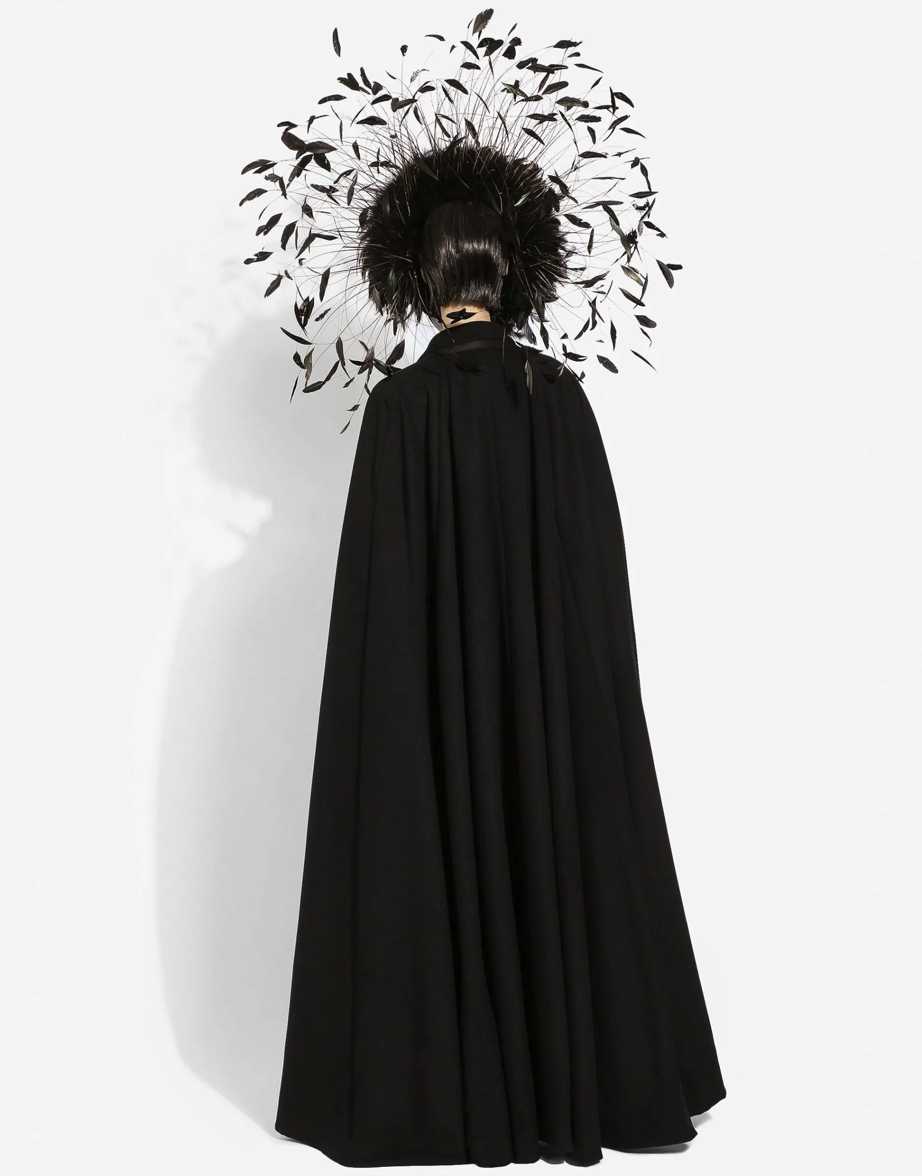 Single-breasted wool and cashmere cape