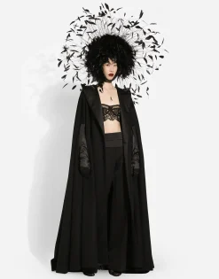 Single-breasted wool and cashmere cape