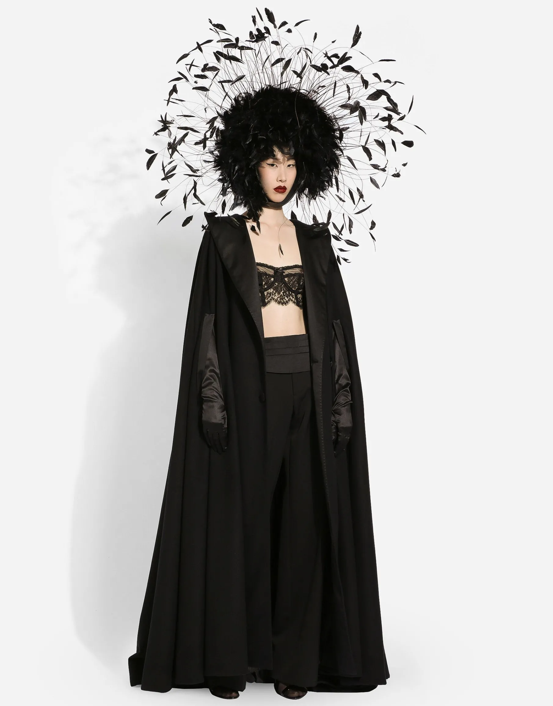 Single-breasted wool and cashmere cape