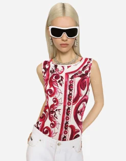 Sleeveless organzine top with Majolica print