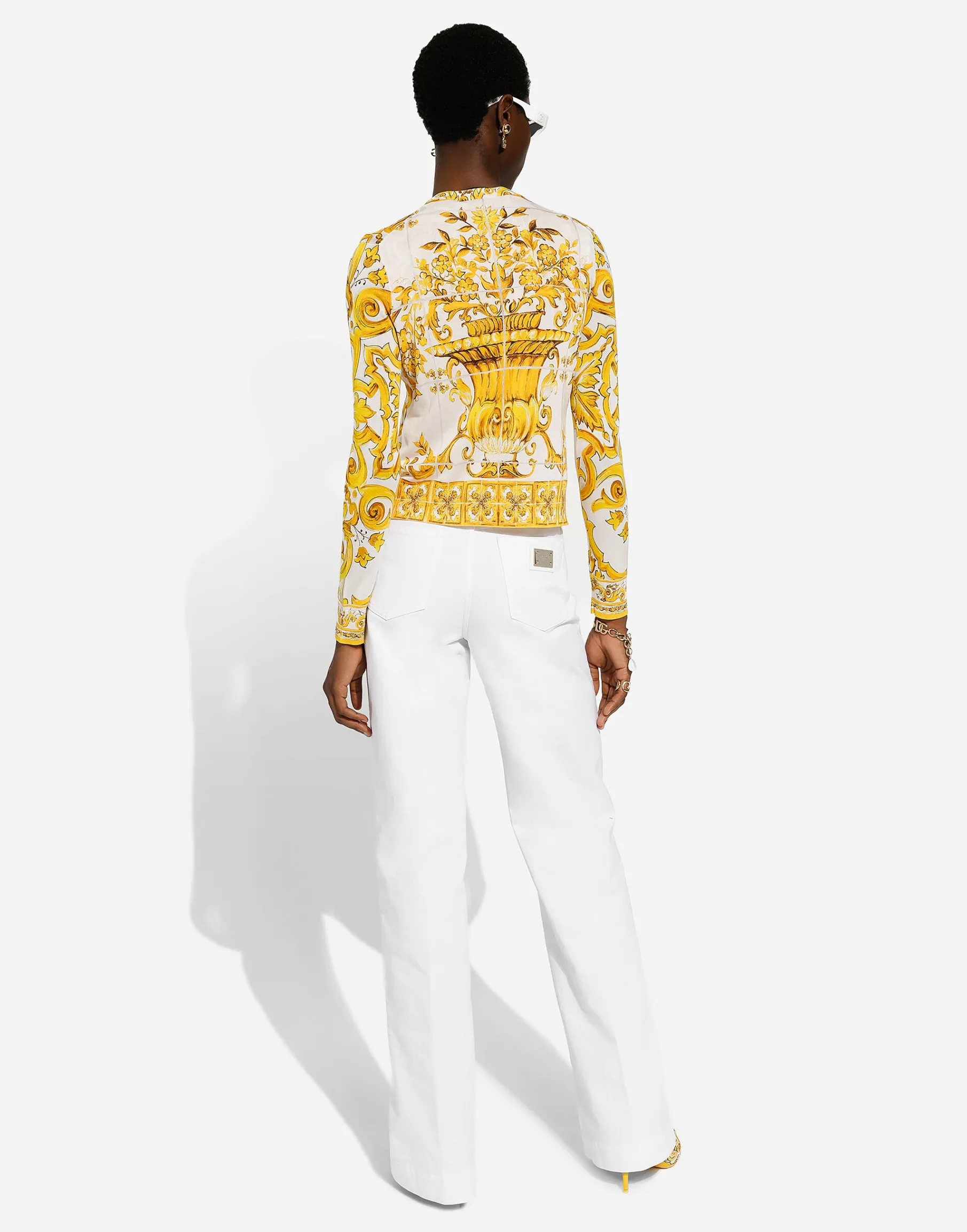 Sleeveless silk sweater with majolica print