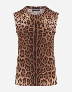 Sleeveless wool sweater with leopard print