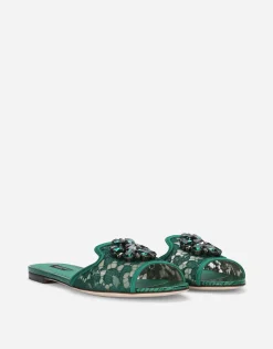 Slippers in lace with crystals