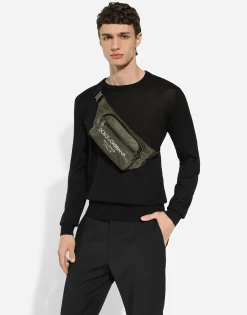 Small nylon belt bag