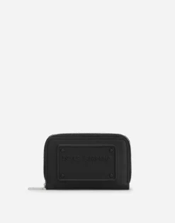 Small zip-around wallet in calfskin with raised logo