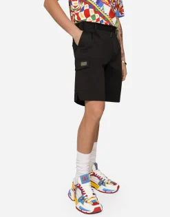 Stretch cotton gabardine cargo shorts with branded tag