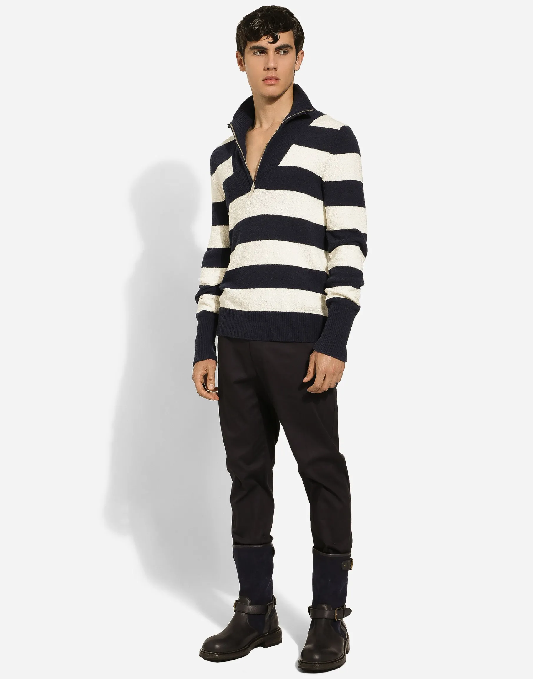 Stretch cotton pants with DG hardware